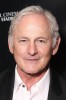 photo Victor Garber